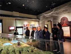 四川省政协科技委考察组等团体到康有为博物馆参观